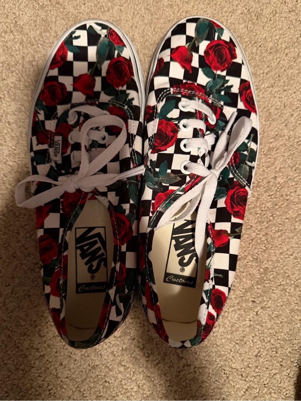 Vans Women's Checkerboard Rose Canvas Lace-Ups - Black/White/Red